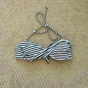 H & M bikini top